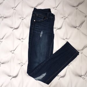 1822 Adrianna Jeans